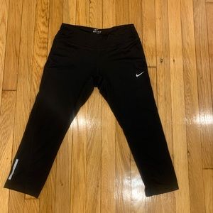 Nike Drifit Crop Leggings